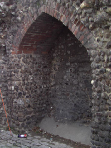 Arch at west end of wall