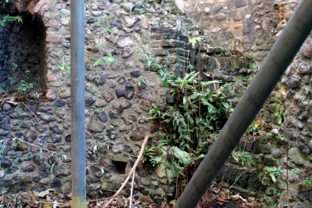 Putlog hole PL3