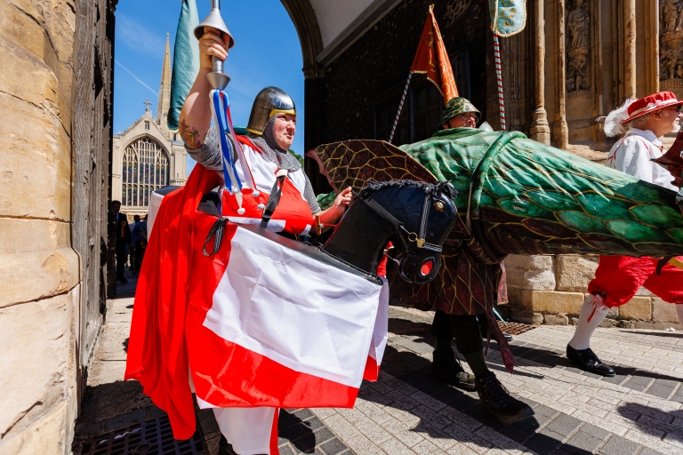 Procession 9